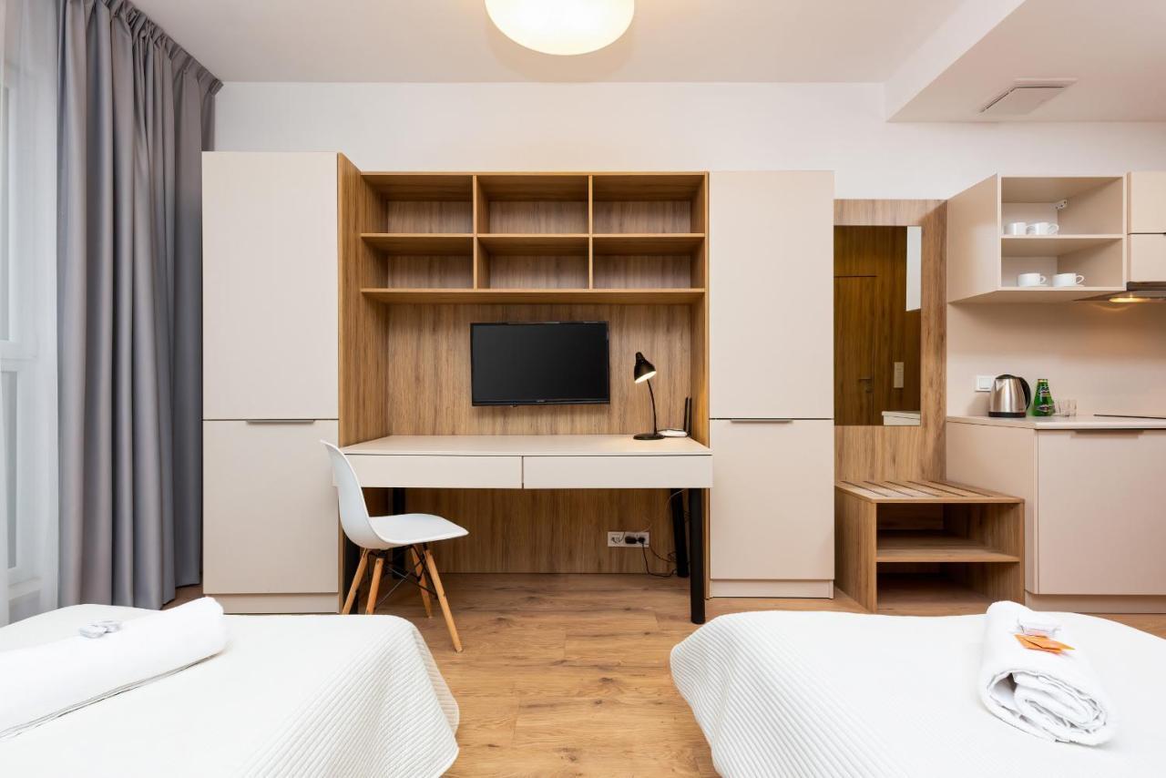 Wolska With Parking By Renters Apartment
