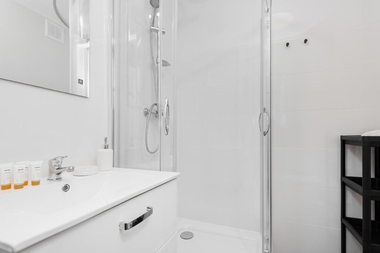 Panska By Renters * Warsaw