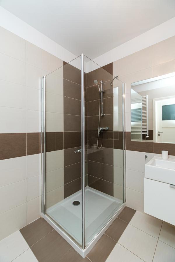 Apartament Inside *