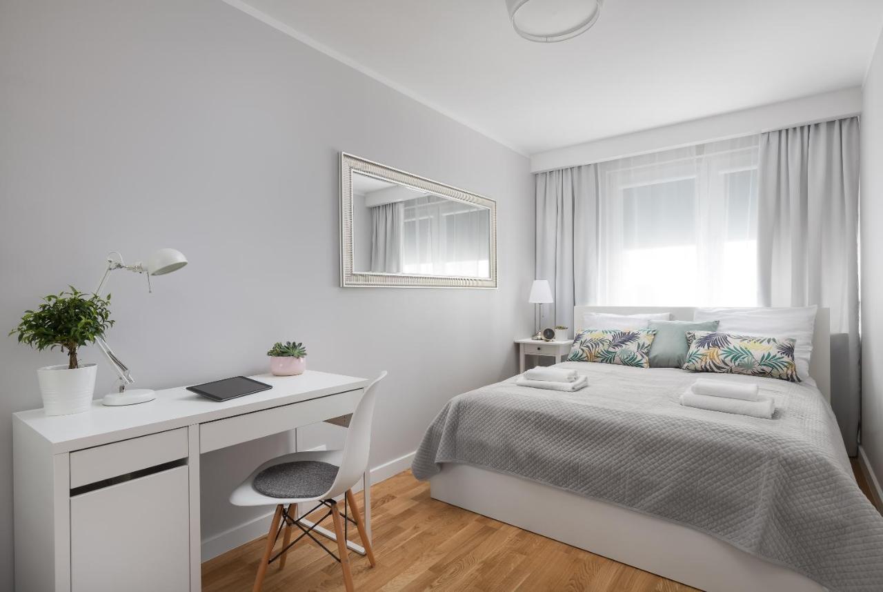 Apartment Oomph Downtown Warsaw