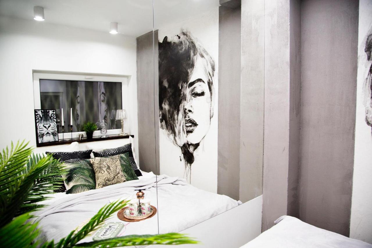 Concierge Plac Unii Apartment