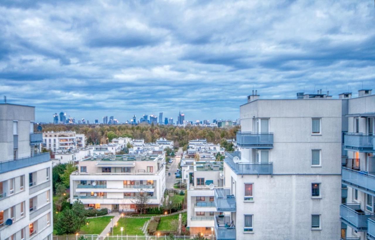 Apartment Vive Modern 3-bedroom Flat In Guarded Estate, Parking Warsaw