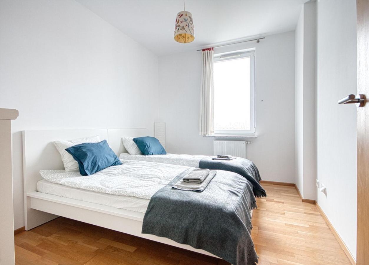 Vive Modern 3-bedroom Flat In Guarded Estate, Parking *