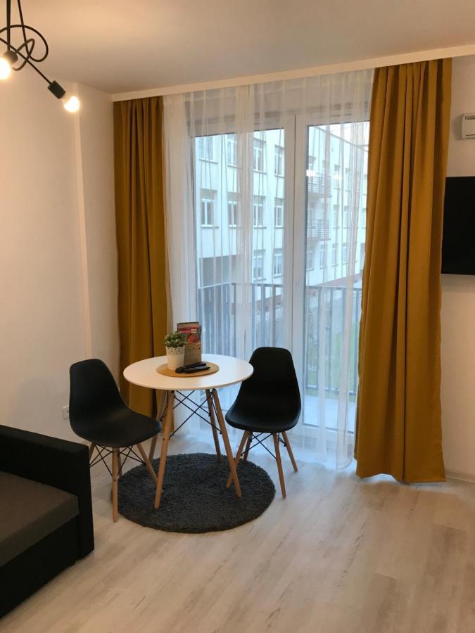 Apartament Brzeska 10 *