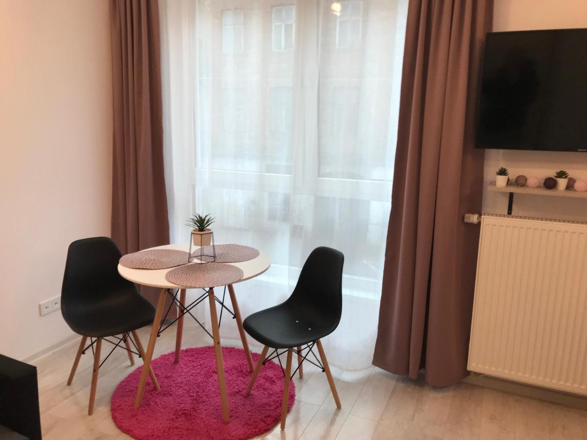 Apartament Brzeska 10 *