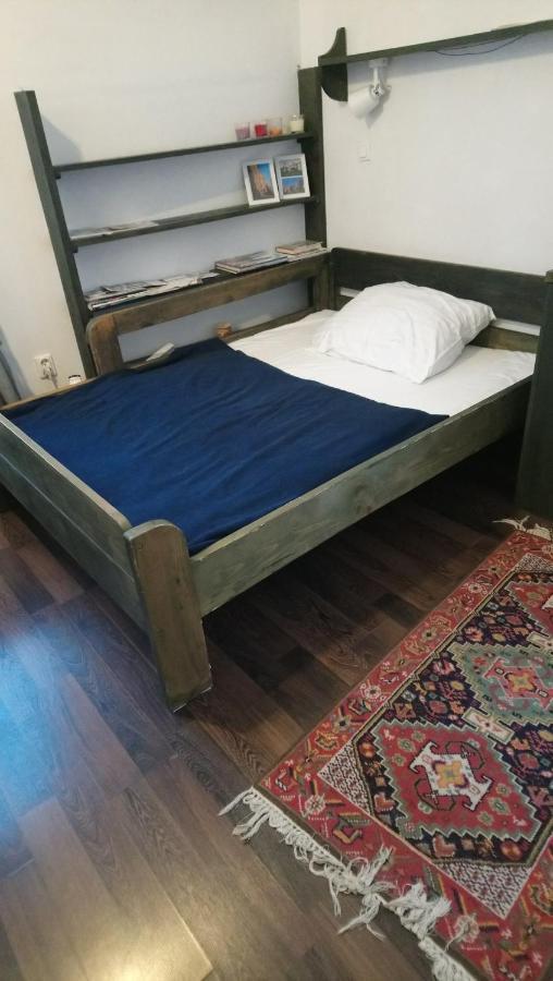 Stare Apartment
