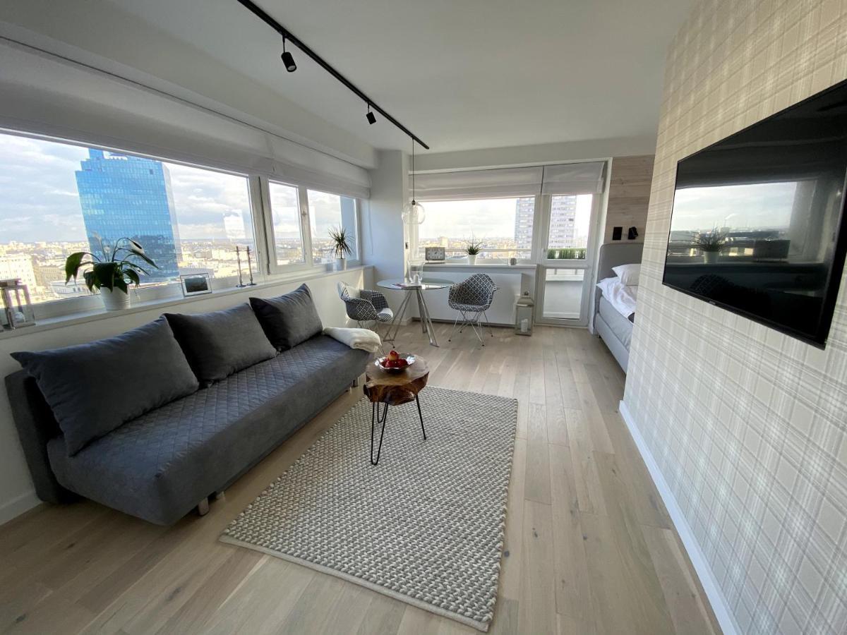 Leo Apartment *