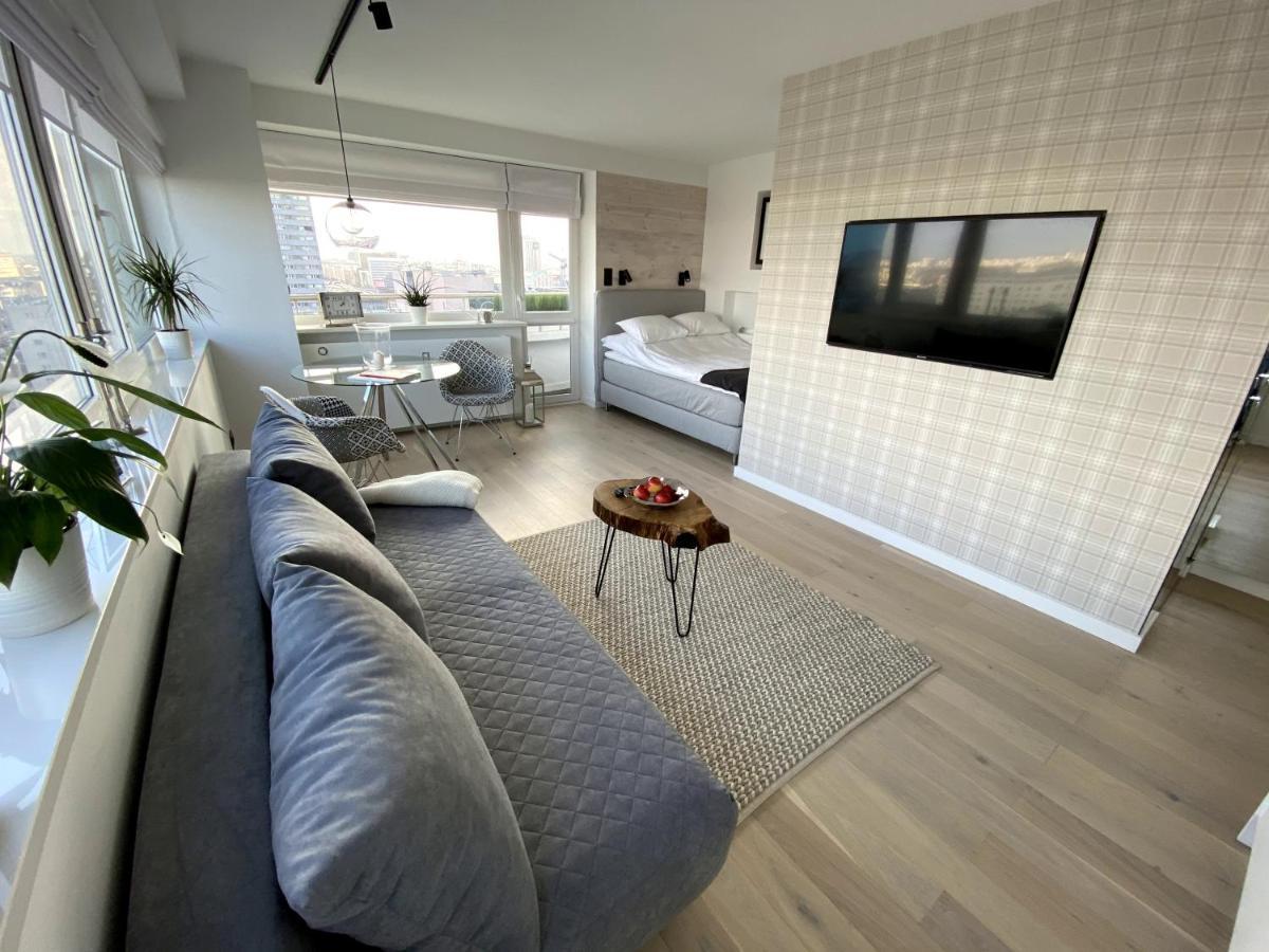 Leo Apartment *