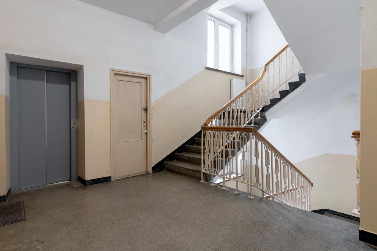 Apartamento Hala Mirowska Stylish Varsóvia