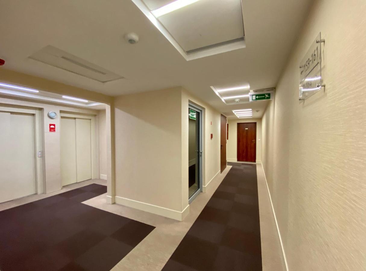 Flat Triton Park Apartment