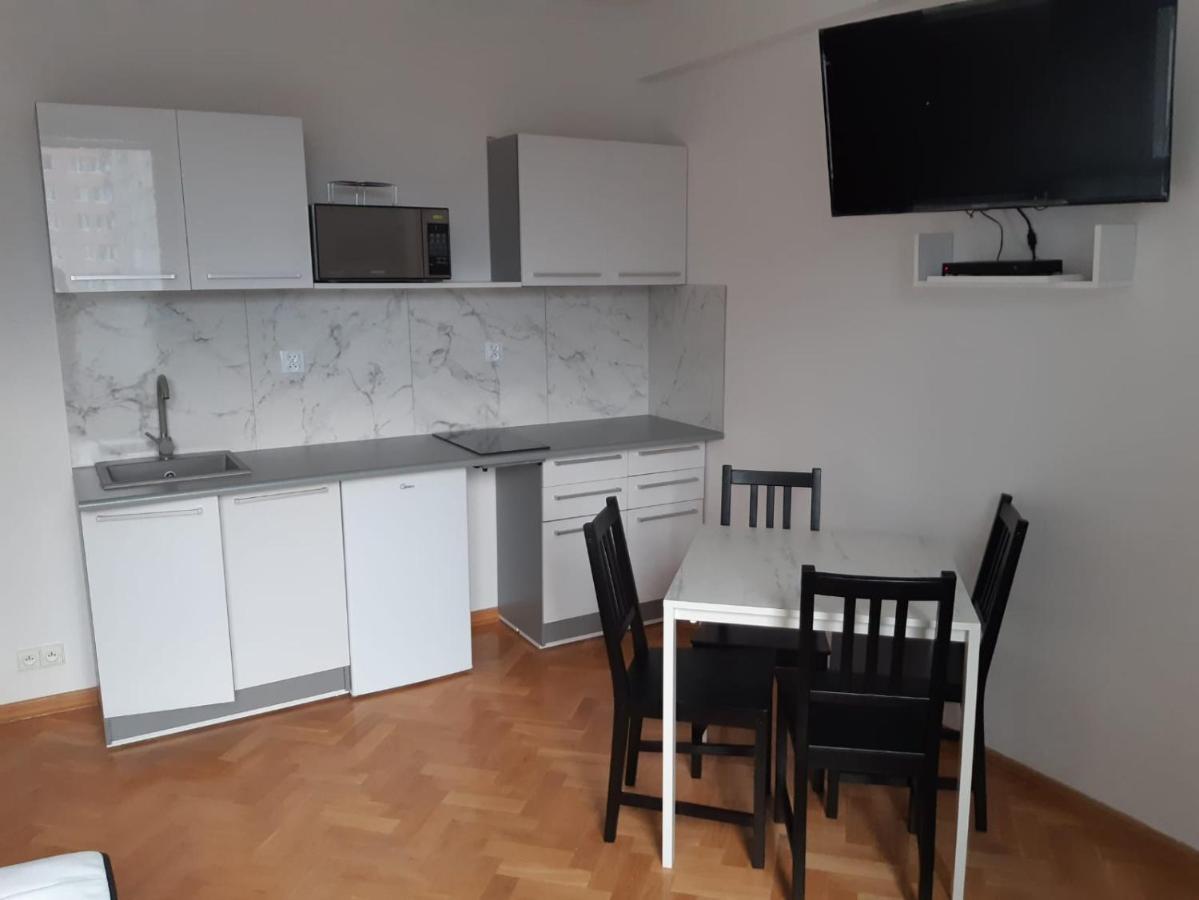 Center Warsaw - Apartmenty Jana Pawla II Warsaw