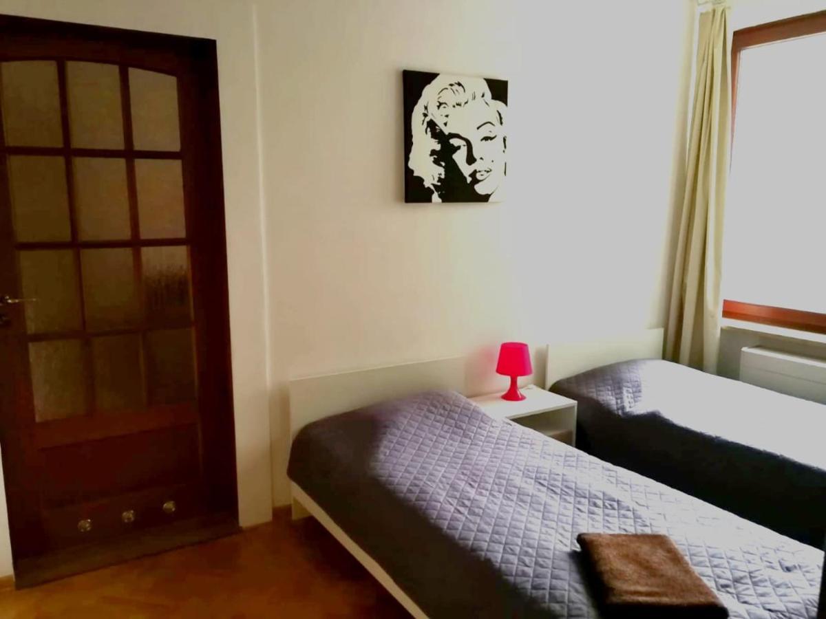 Center Warsaw - Apartmenty Jana Pawla II Warsaw