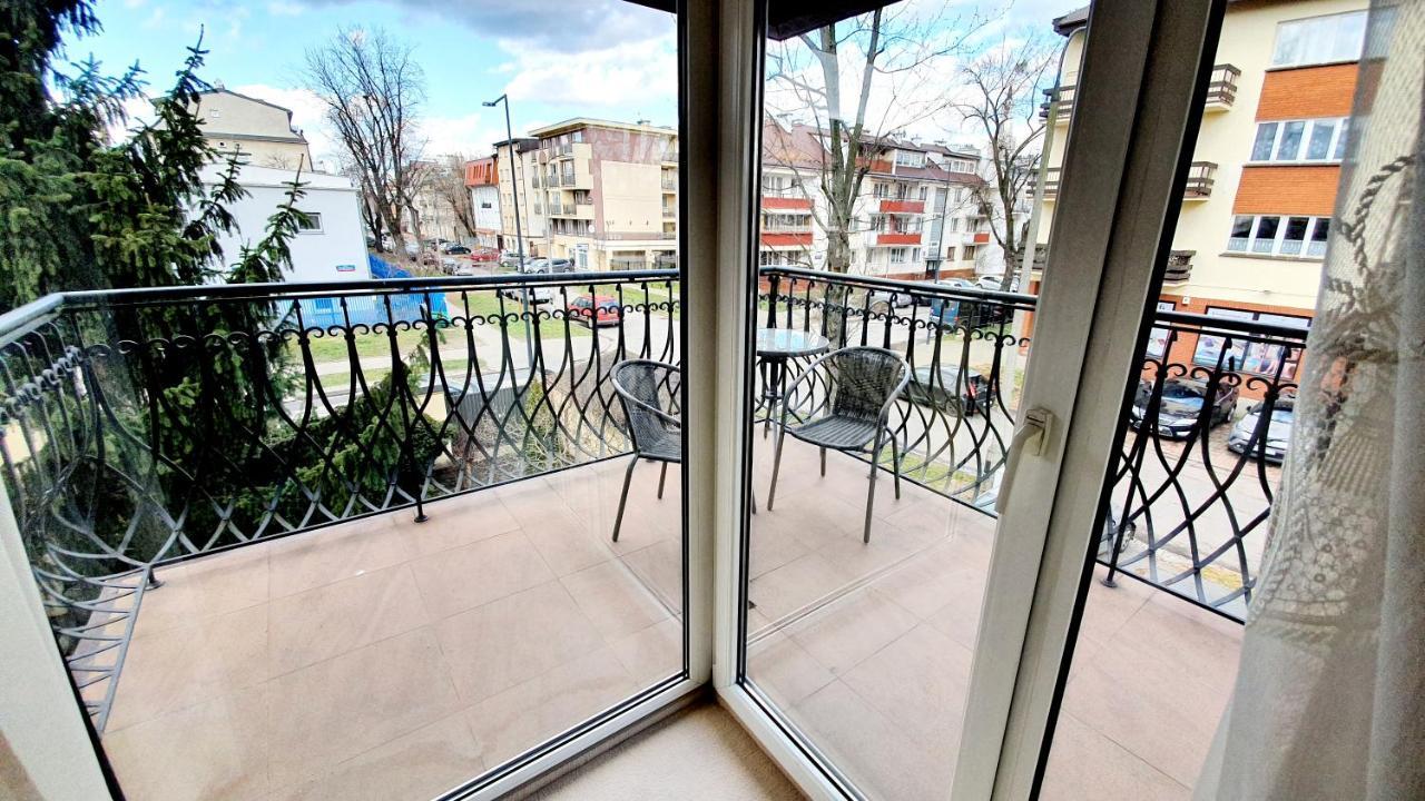 Bthouse, Goscinne Bed & Breakfast Warsaw
