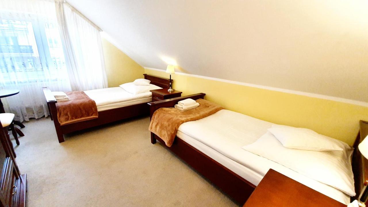 Bed & Breakfast Bthouse, Goscinne Warsaw
