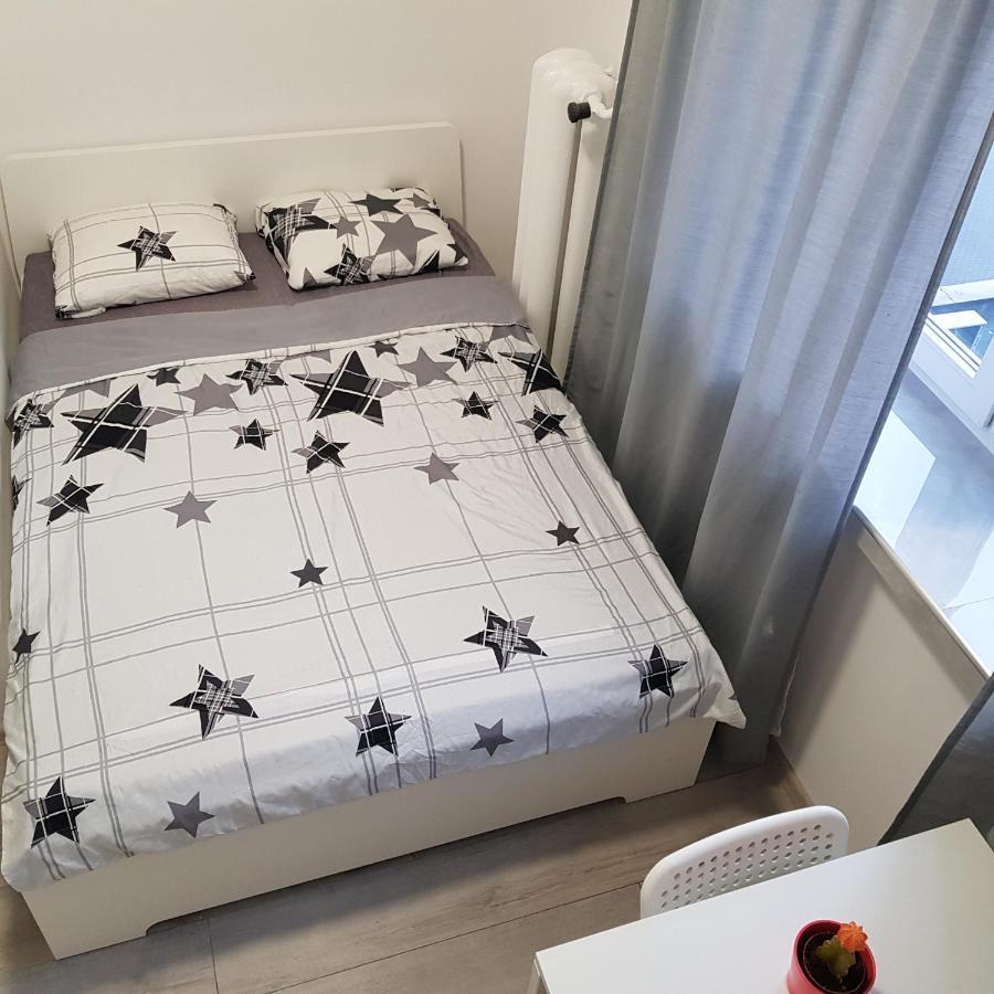 Homestay Mirrorroom Pl Downtown *