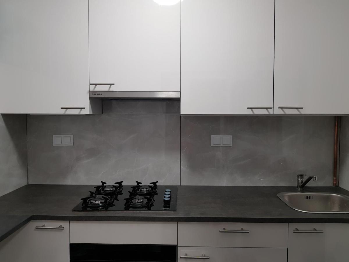 Homestay Mirrorroom Pl Downtown Warsaw