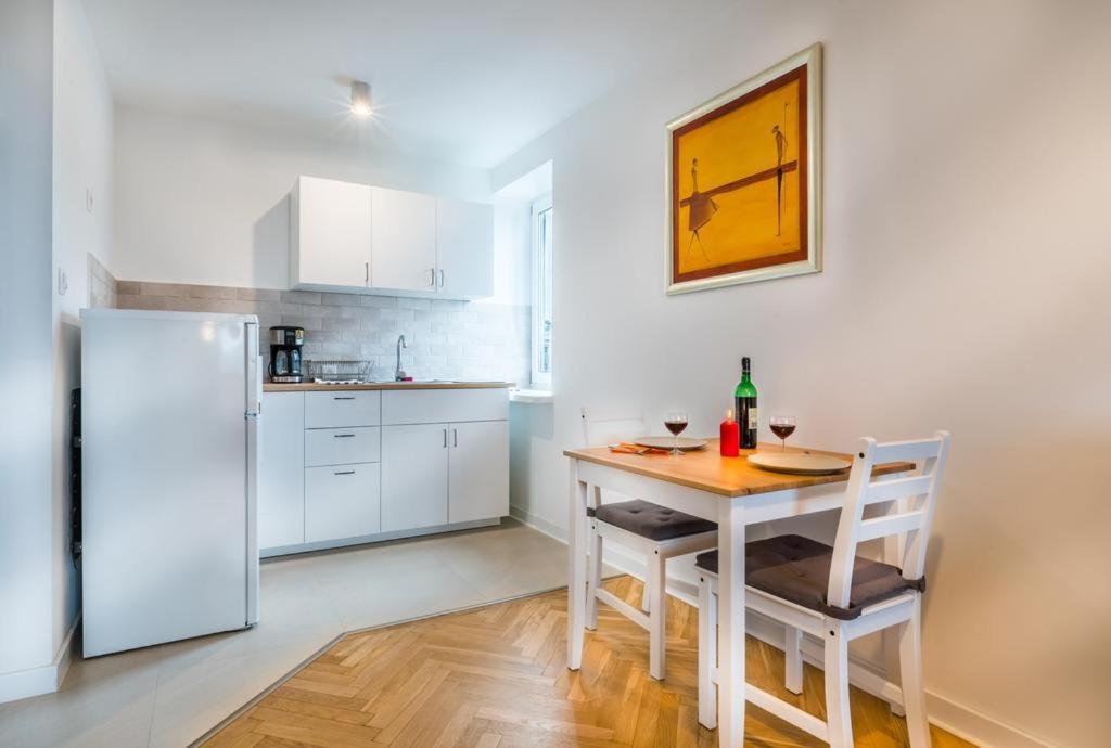 Apartment Center Warsaw- Smolna Warsaw