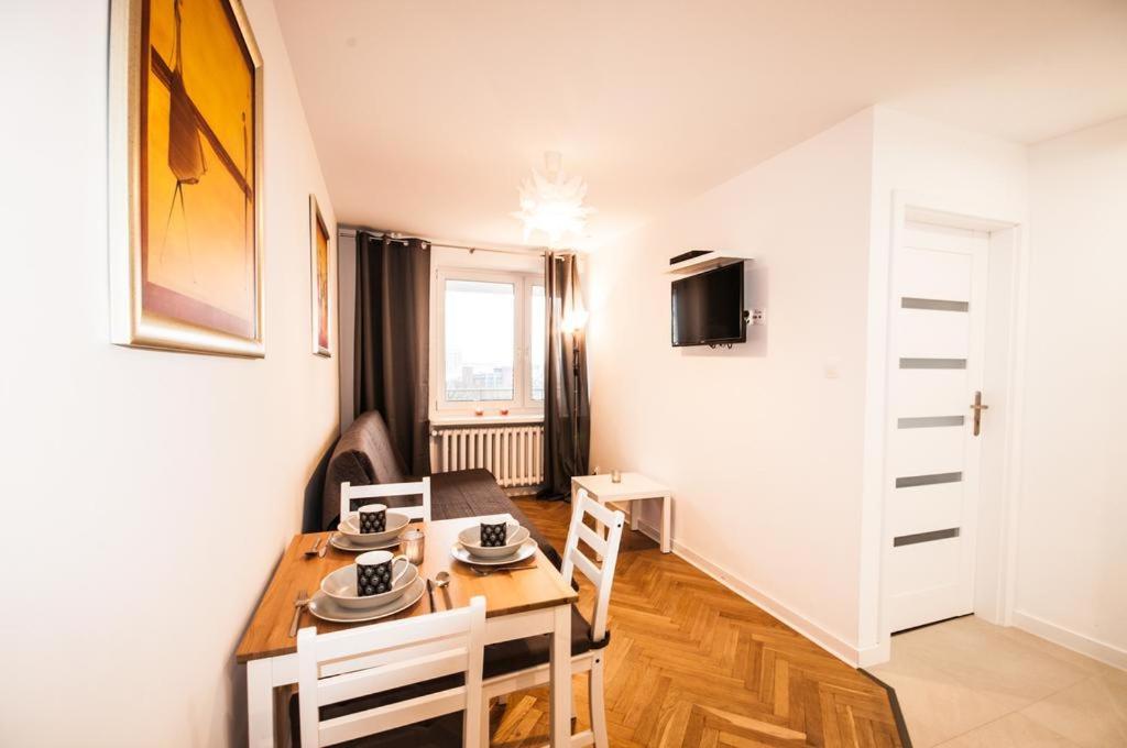 Center Warsaw- Smolna Apartment