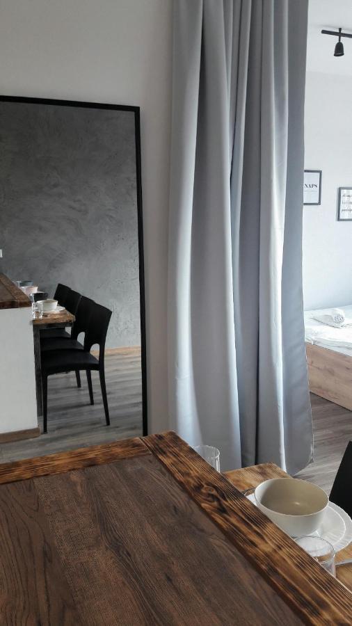 Silver In Wilanow Apartment Warsaw