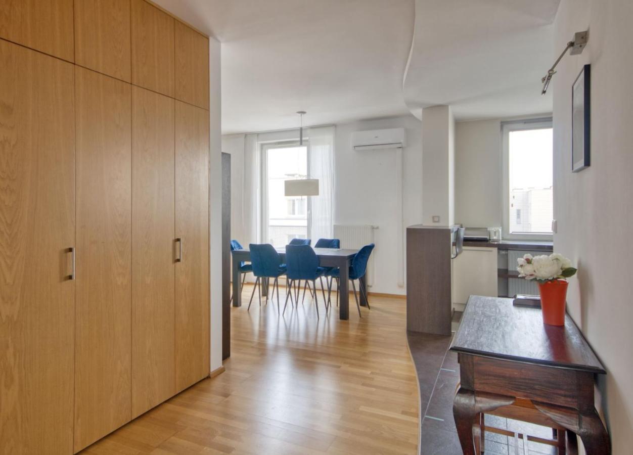 Vive Modern 3-bedroom Flat In Guarded Estate, Parking Apartment