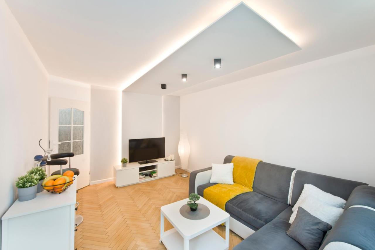 Apartment Yourapart Krolewska 45 Warsaw