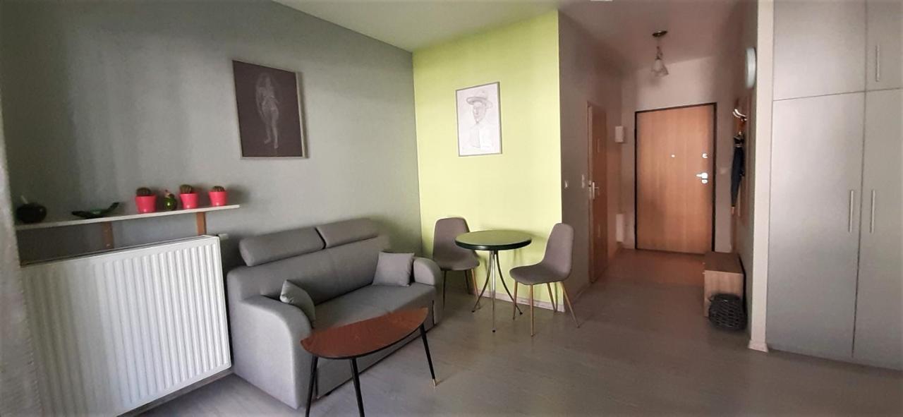 Wilanow With Free Parking Apartment Warschau