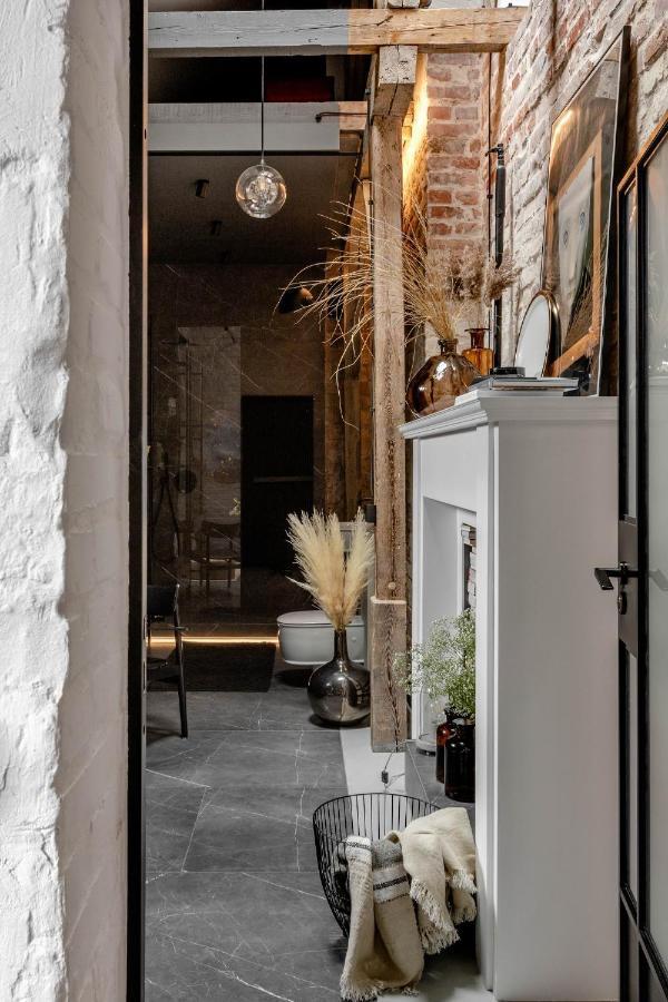 Mystictone - Loft In The Heart Of - Nowy Swiat Roomtones Warsaw