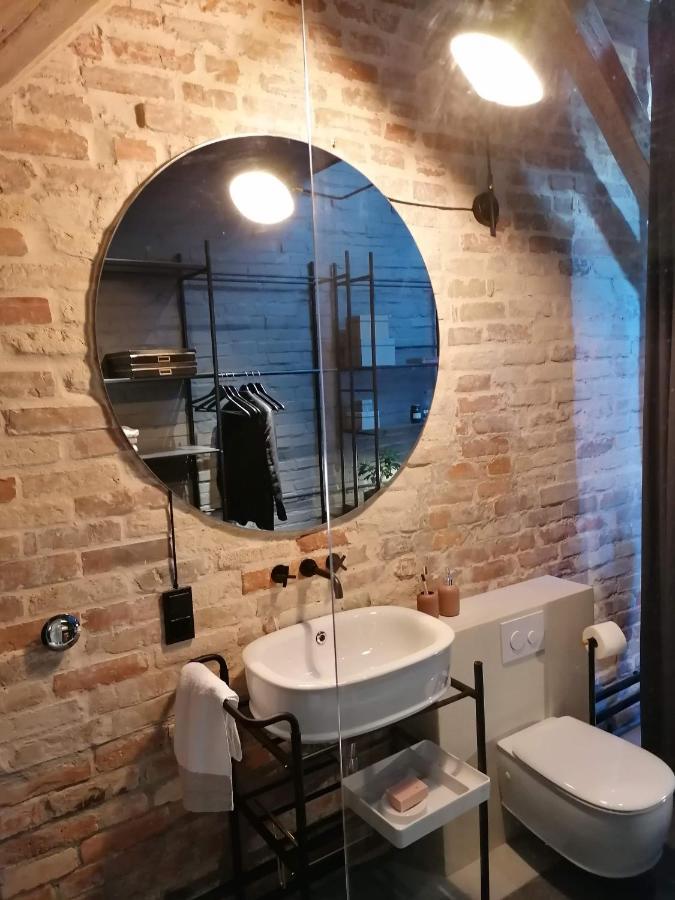 Mystictone - Loft In The Heart Of - Nowy Swiat Roomtones * Warsaw