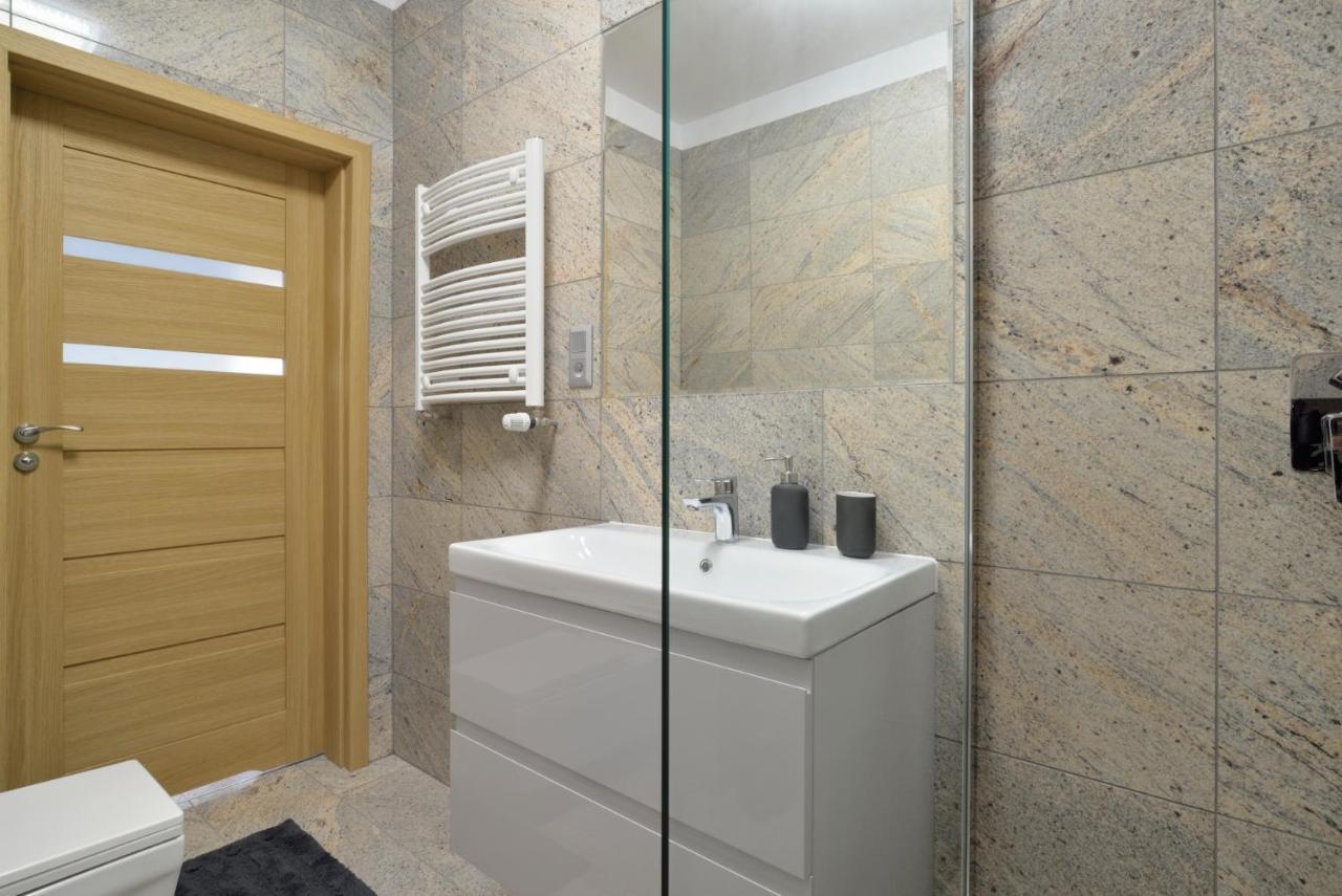 Apartament Studio Cinema 3d Cybernetyki 6 *