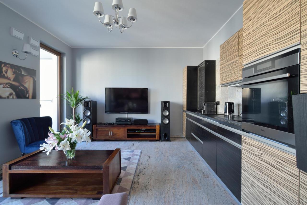 Apartament Studio Cinema 3d Cybernetyki 6 *