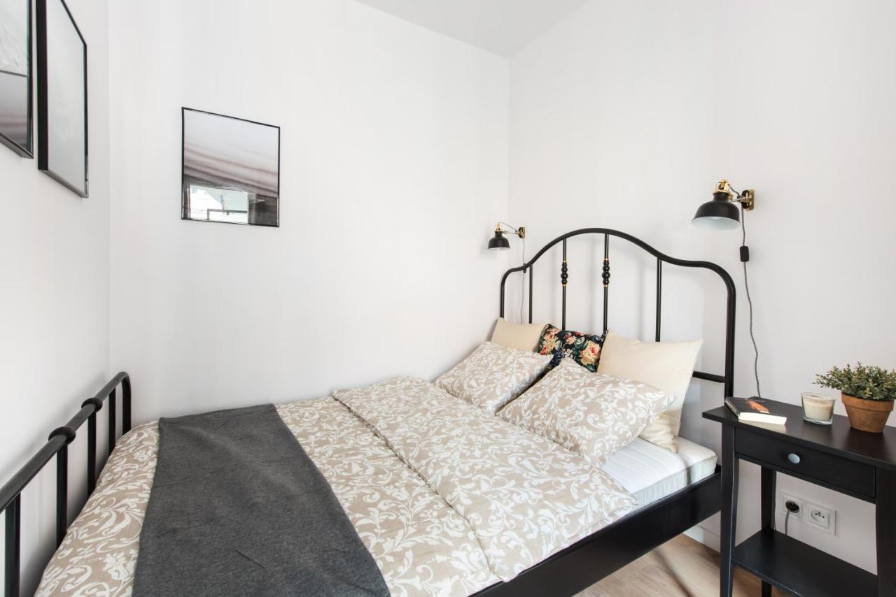 Apartment Superapart Stalowa 39 Modern Unit With Kitchen & Wifi *