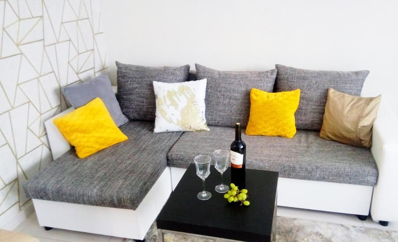 Metro Wilson Apartment Warschau