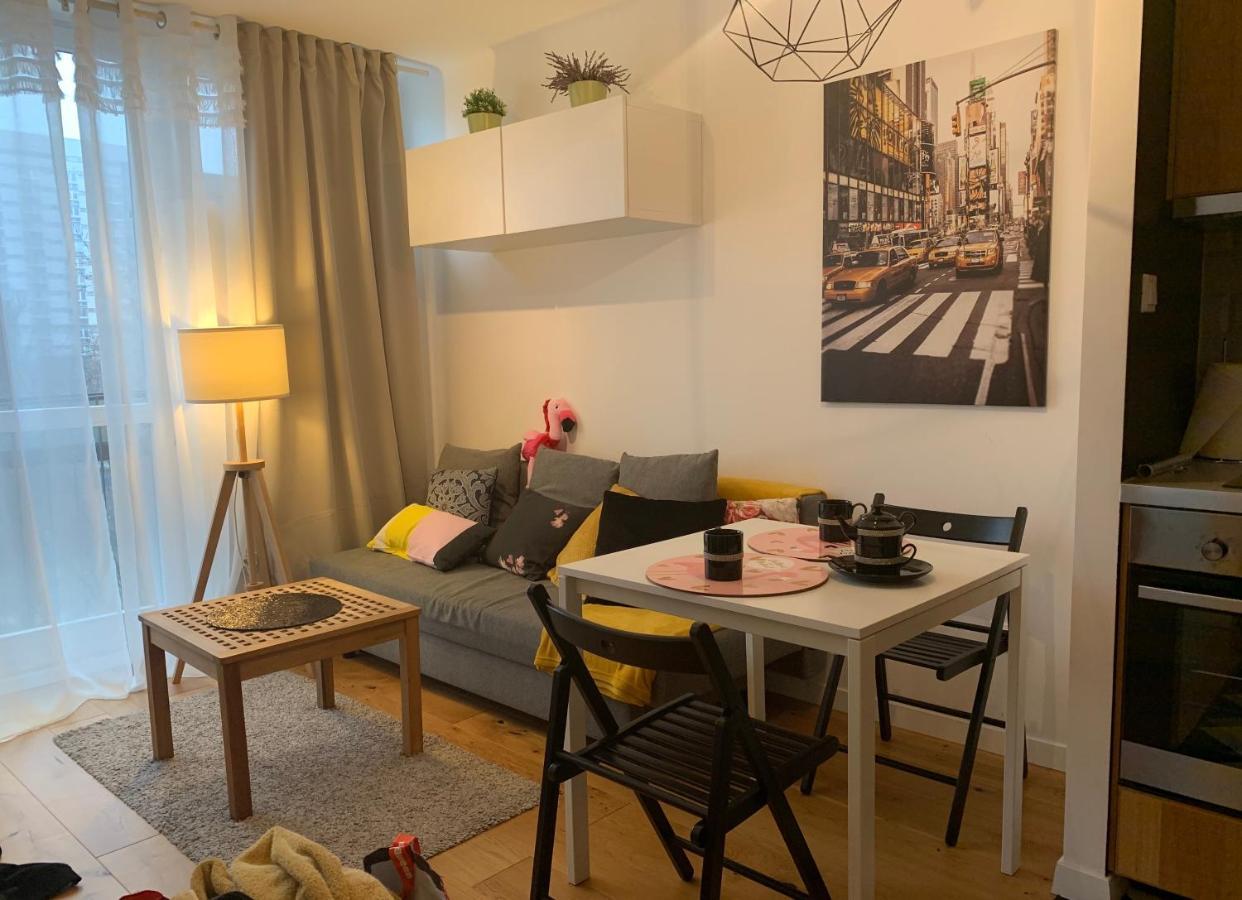 Stylecomfort Flamingo House