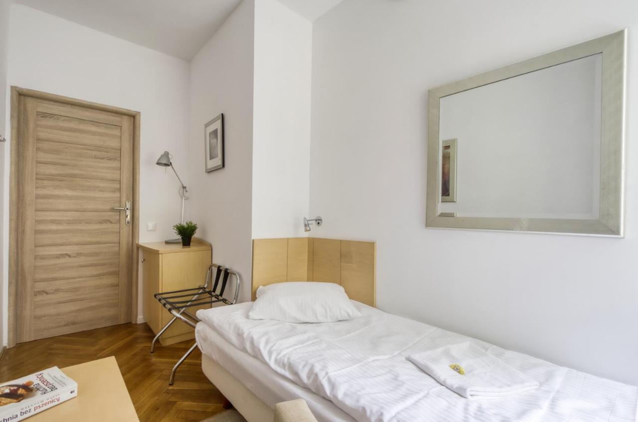 404 Obrzezna Mokotow Homestay Warsaw