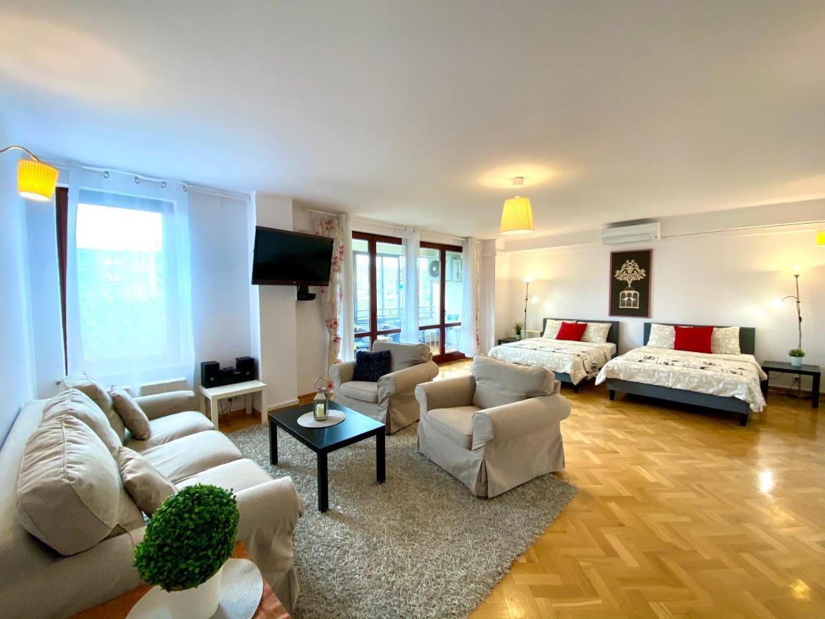 Center Warsaw - Apartmenty Jana Pawla II Warsaw