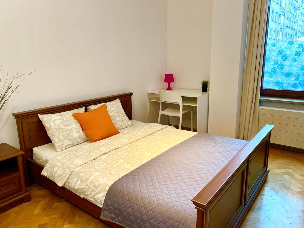 Center Warsaw - Apartmenty Jana Pawla II Apartment