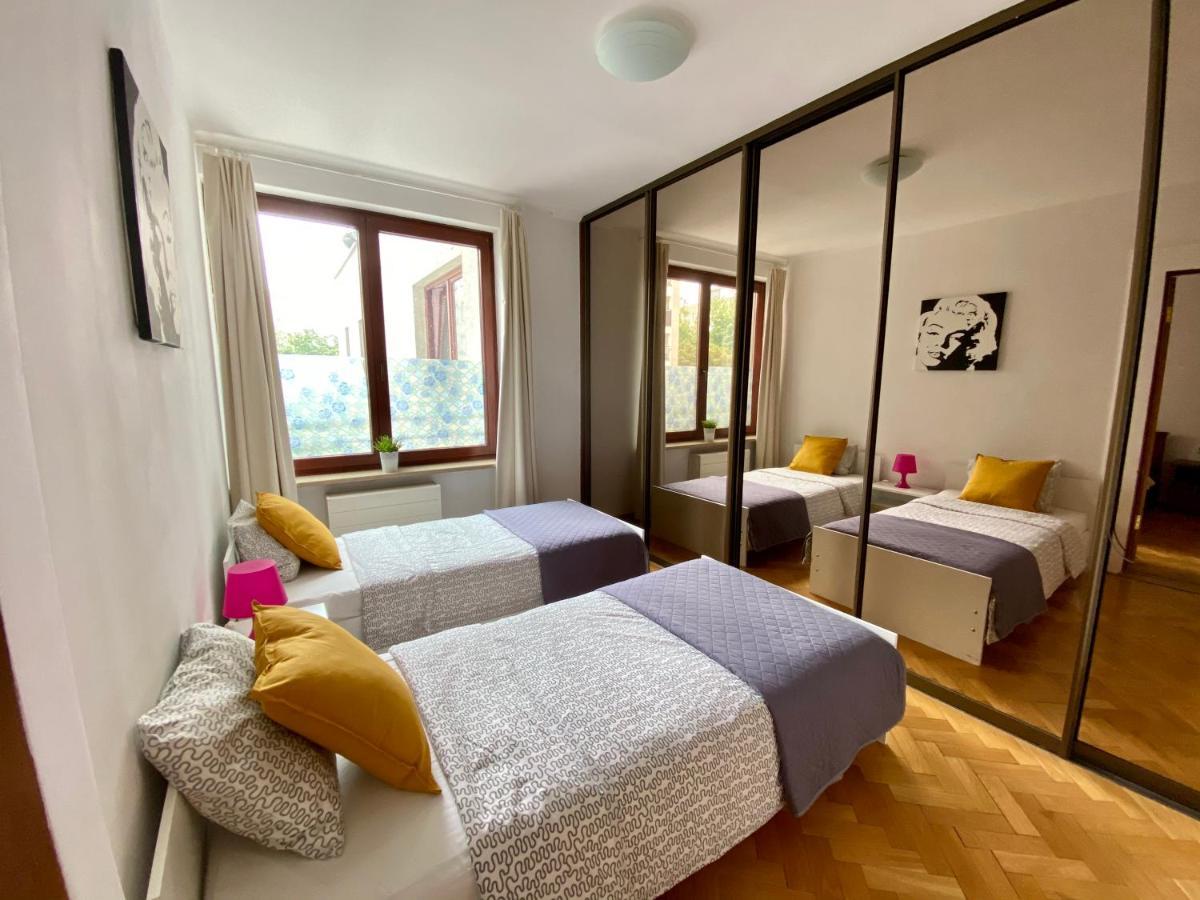Center Warsaw - Apartmenty Jana Pawla II *