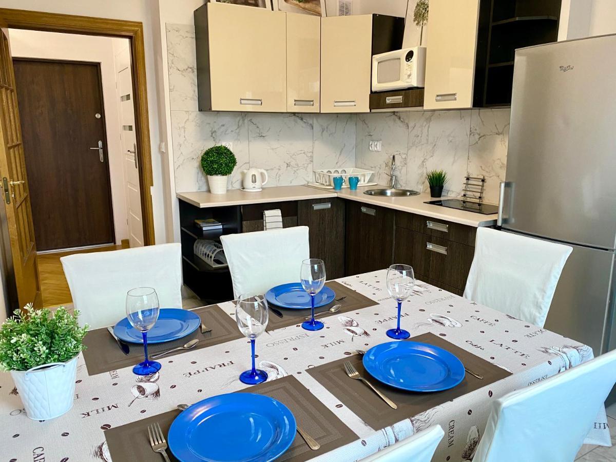 Apartment Center Warsaw - Apartmenty Jana Pawla II Warsaw