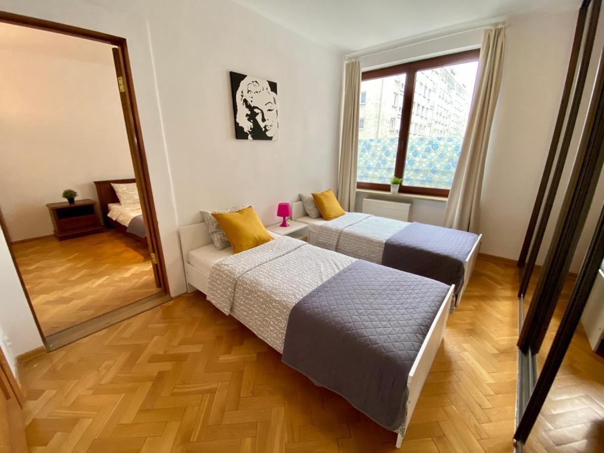 Center Warsaw - Apartmenty Jana Pawla II