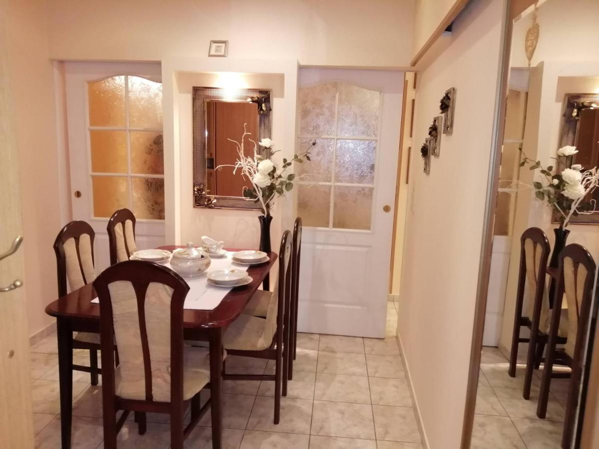 Basniowy Apartament Apartment Warschau