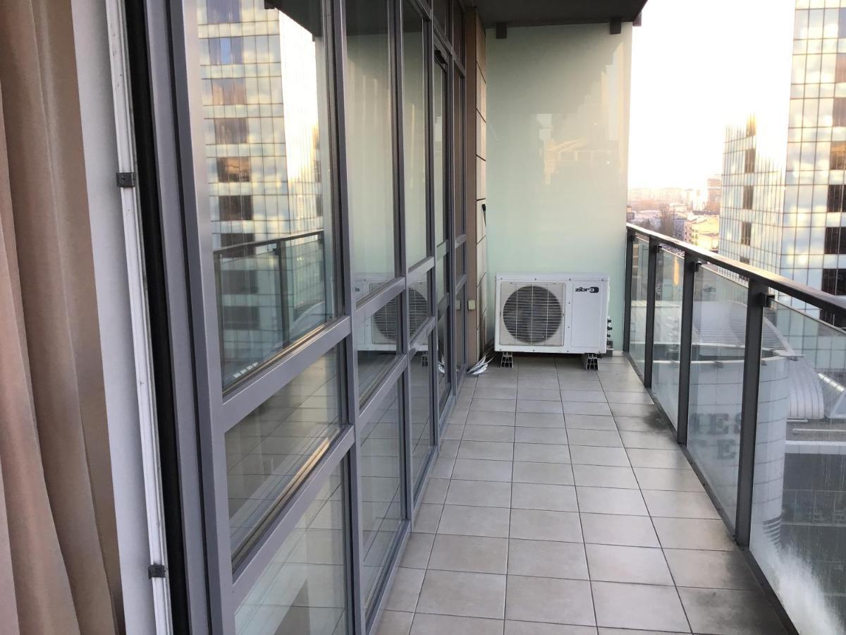 Platinum Towers Hotel apartamentowy Warszawa