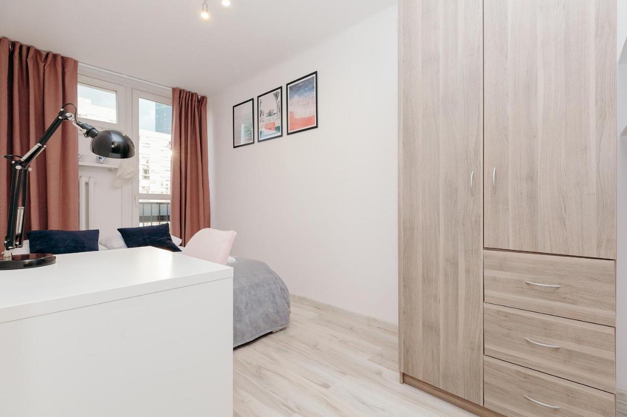 Shortstaypoland Krochmalna Apartment *