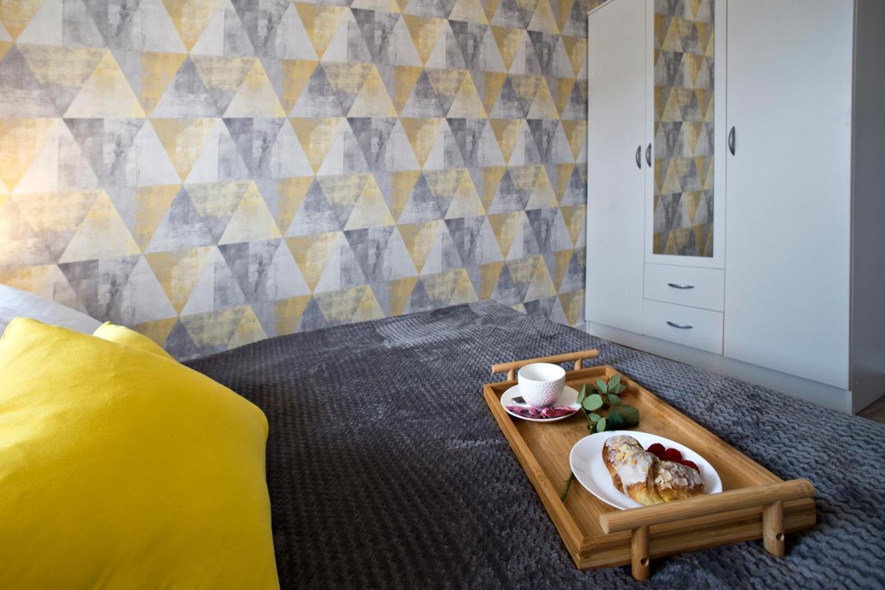 P&o Corporate Serviced Cybernetyki Apartment *