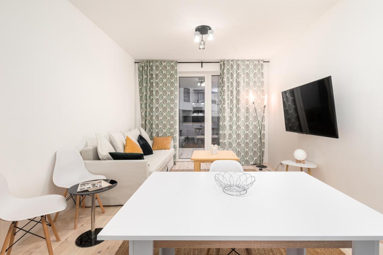 Przerwana 11a By Homeprime * Warschau