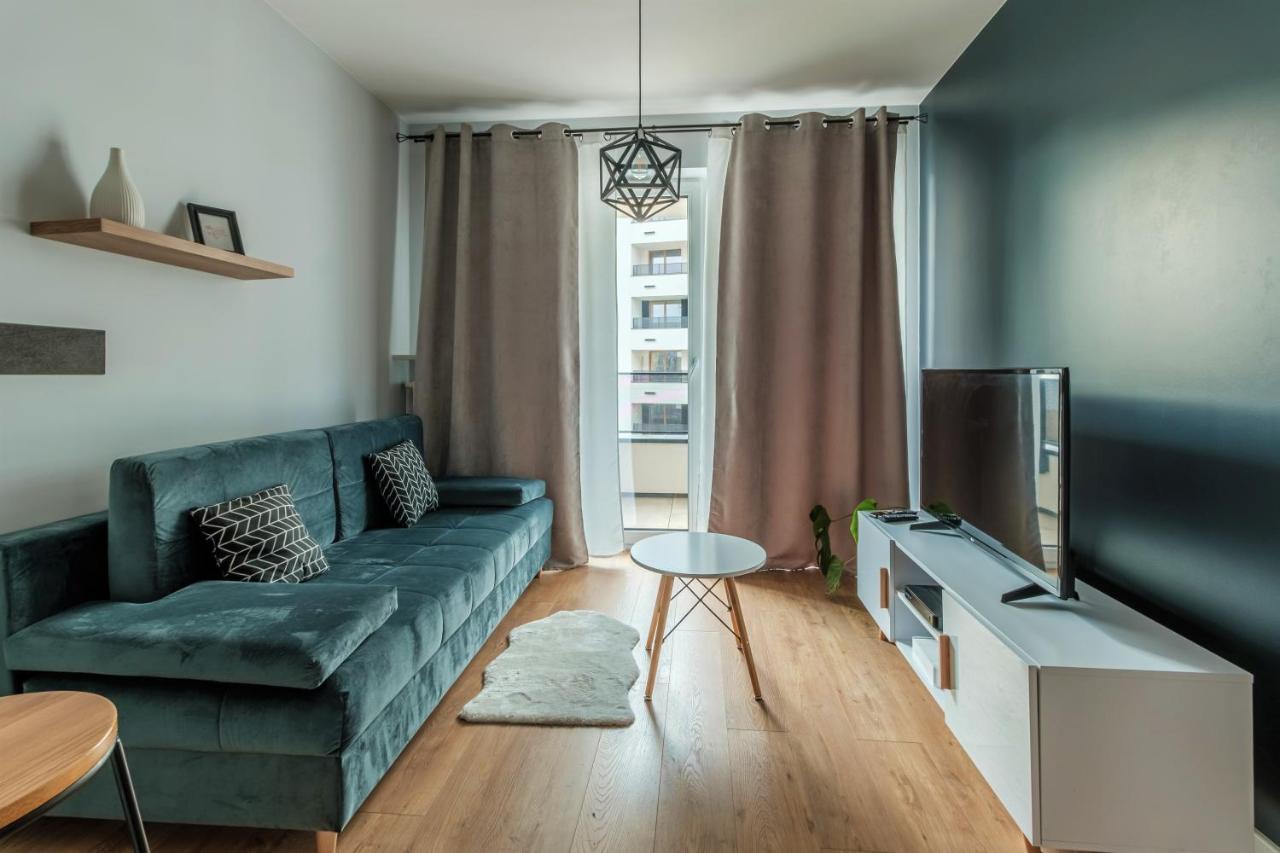 Apartment Inside Business Centre *
