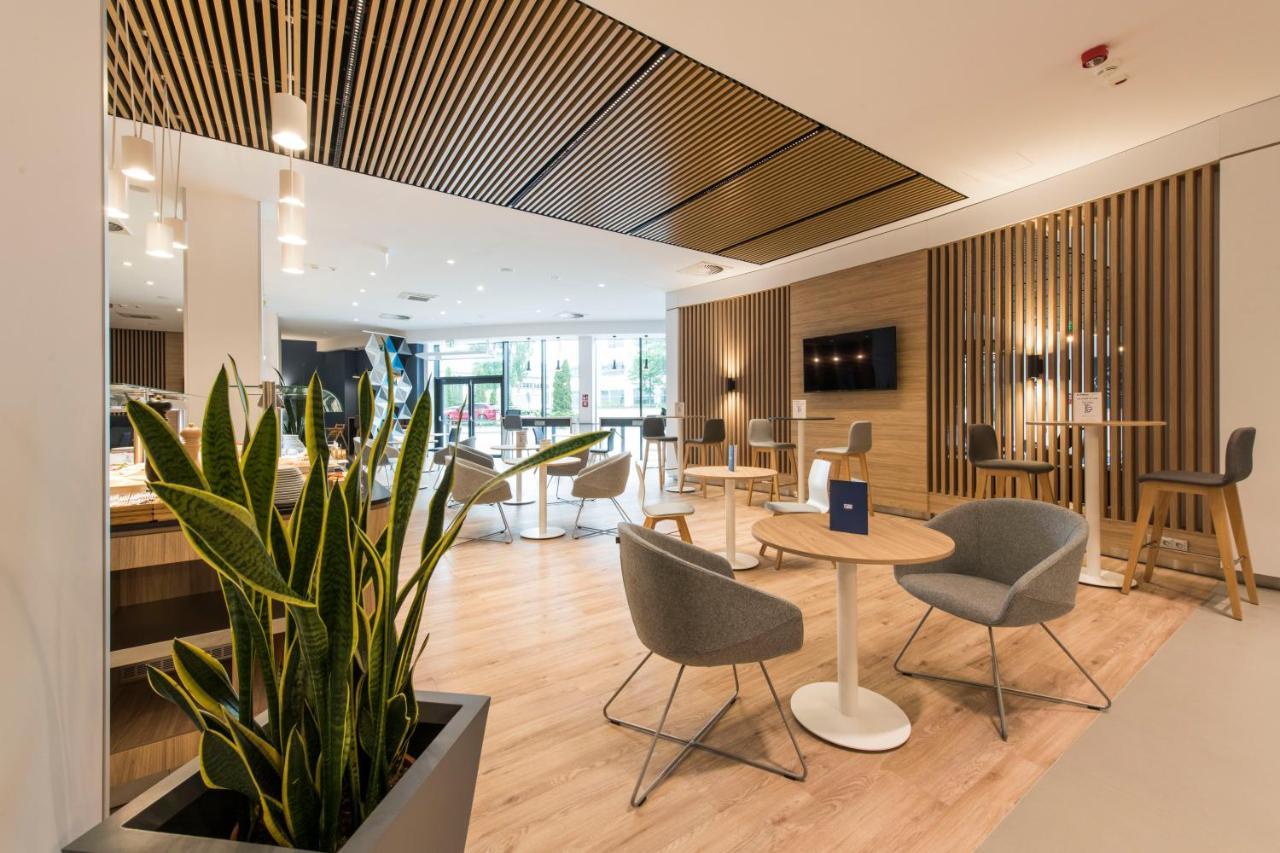 Hotel Express - Mokotow By Ihg 3*