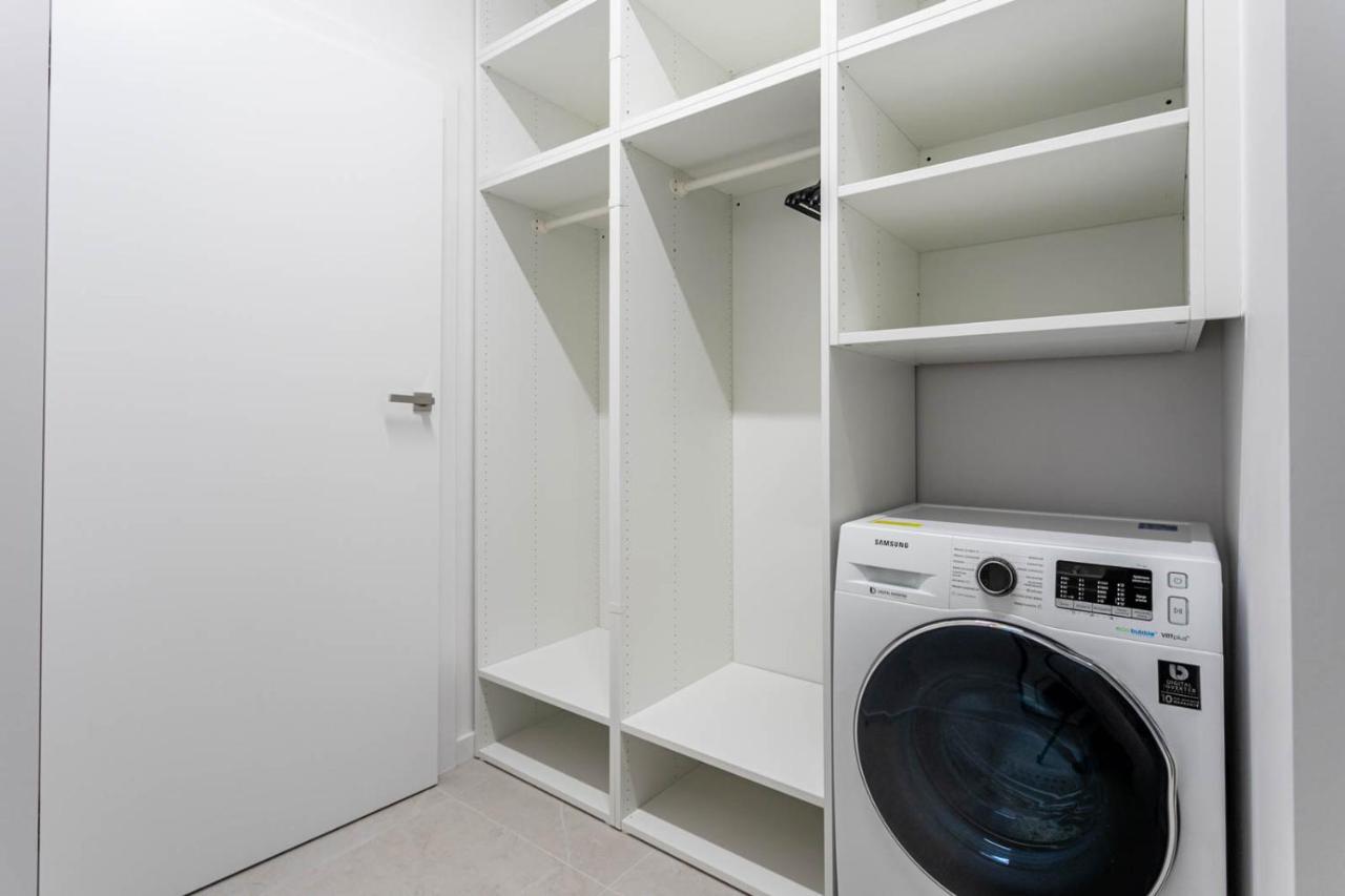 Grzybowska 4 Apartament *