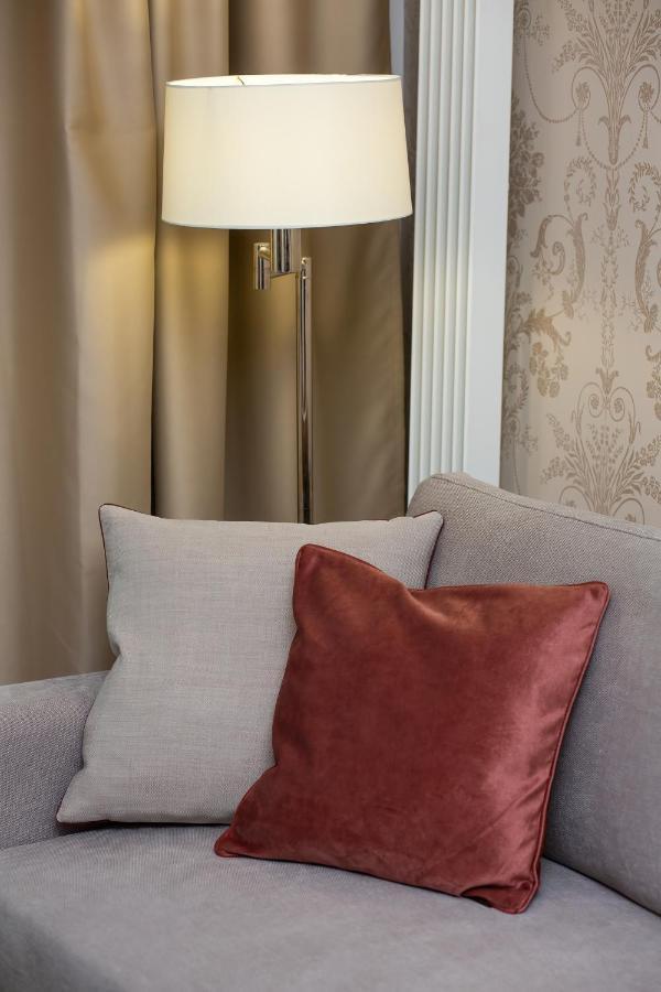 Royal Center Mennica By Renters Varsóvia