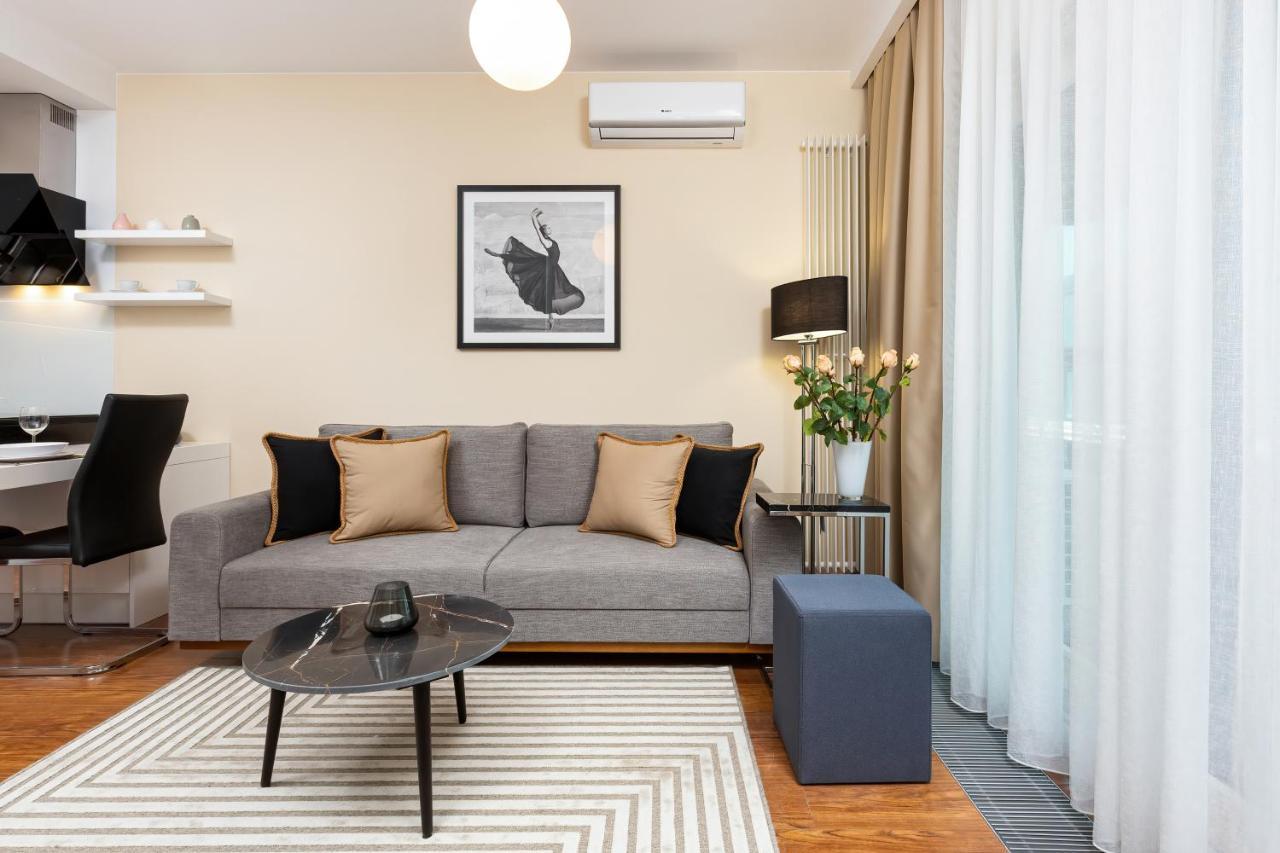 Royal Center Mennica By Renters Apartamento