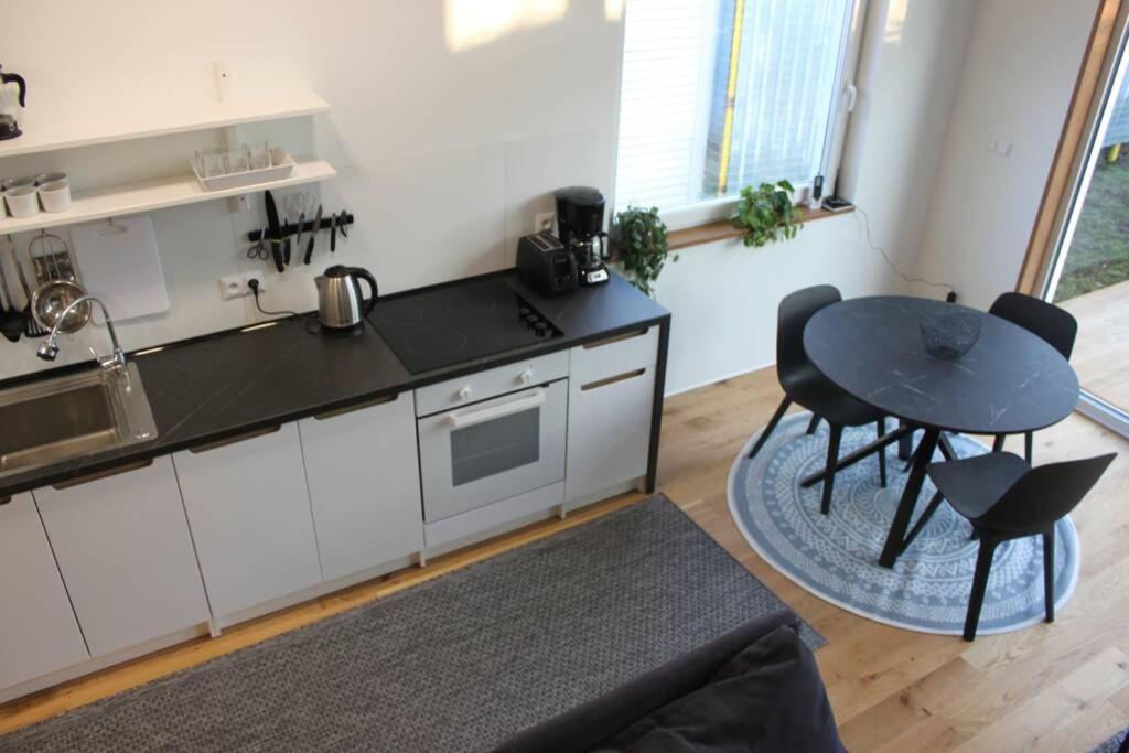 2 Poziomowe Z Ogrodkiem Blisko Centrum I Tramwajow Apartamento